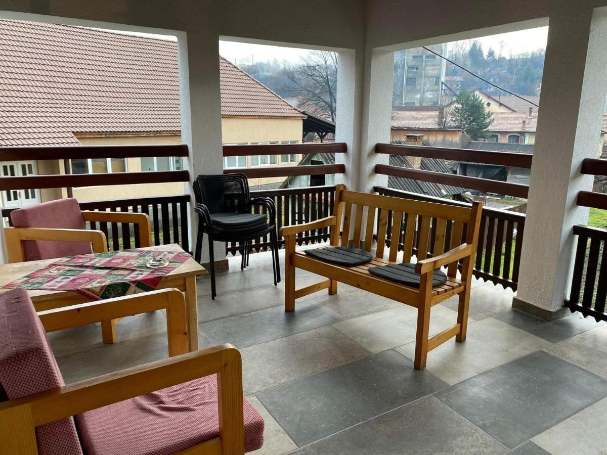 Casa Bucataria Fonix Hotell Praid Exteriör bild