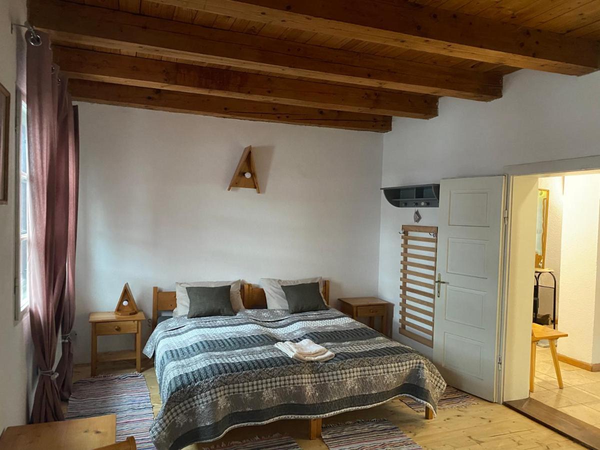 Casa Bucataria Fonix Hotell Praid Exteriör bild