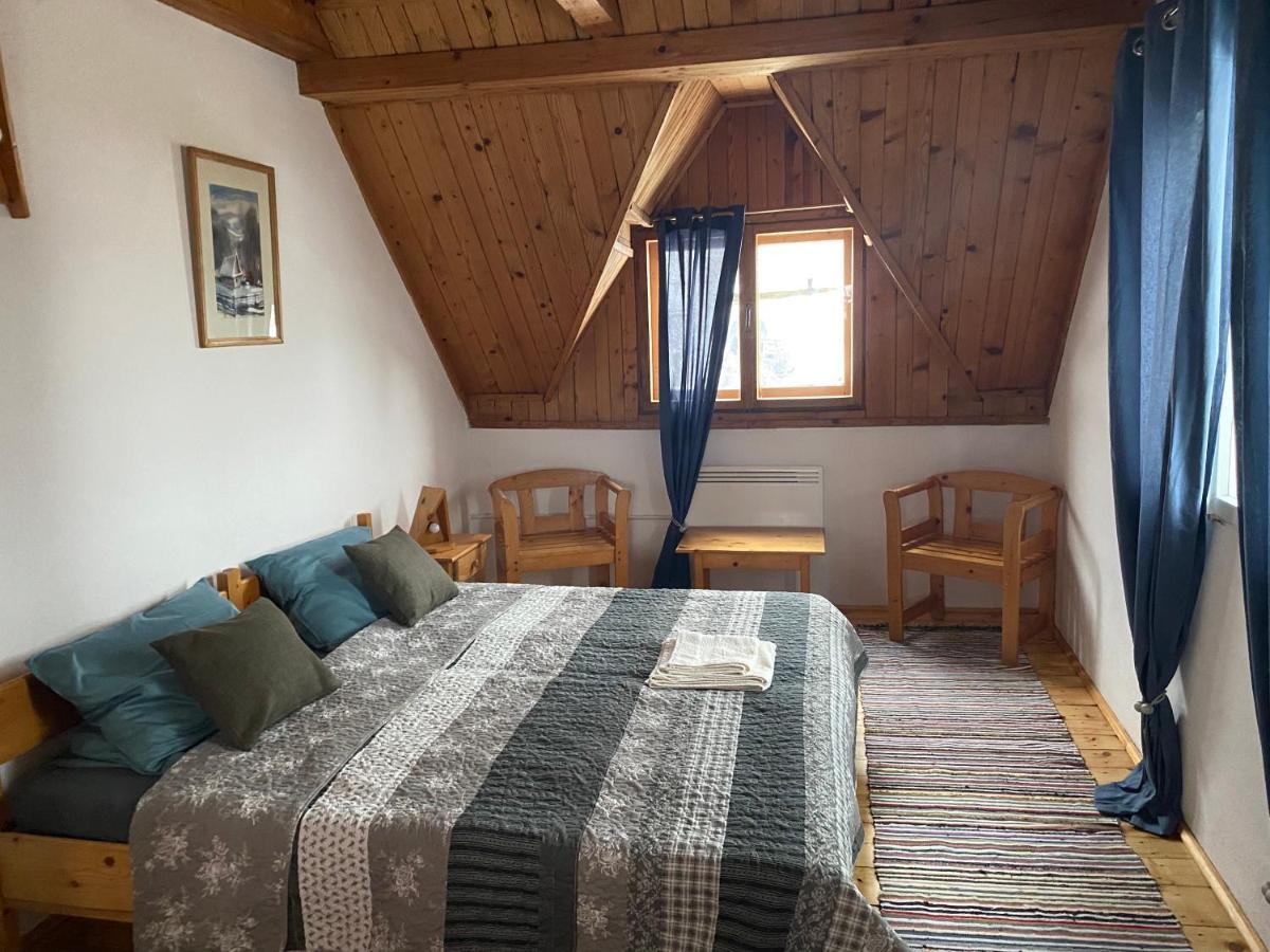 Casa Bucataria Fonix Hotell Praid Exteriör bild